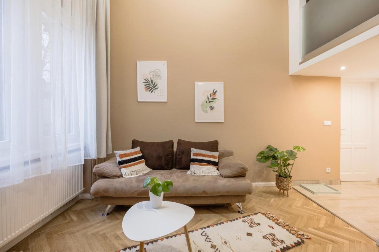 L1 Apartments Budapest Exteriör bild