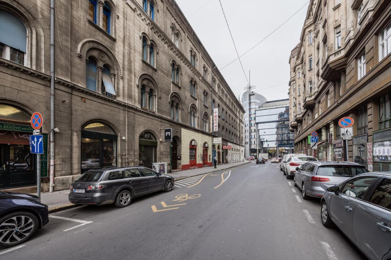 L1 Apartments Budapest Exteriör bild