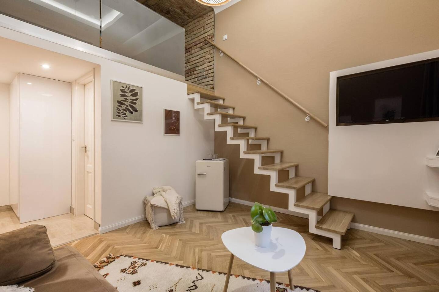 L1 Apartments Budapest Exteriör bild