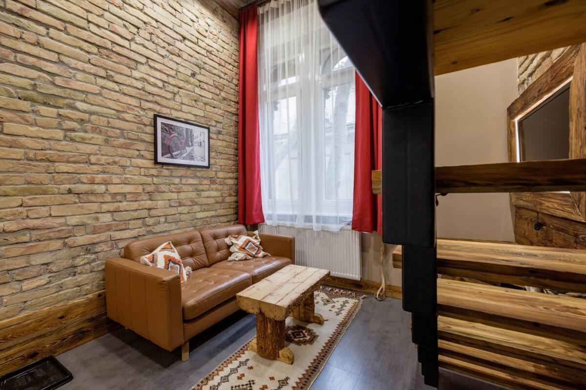 L1 Apartments Budapest Exteriör bild